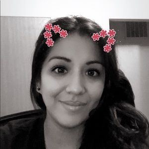 Meet your Posher, Cindy